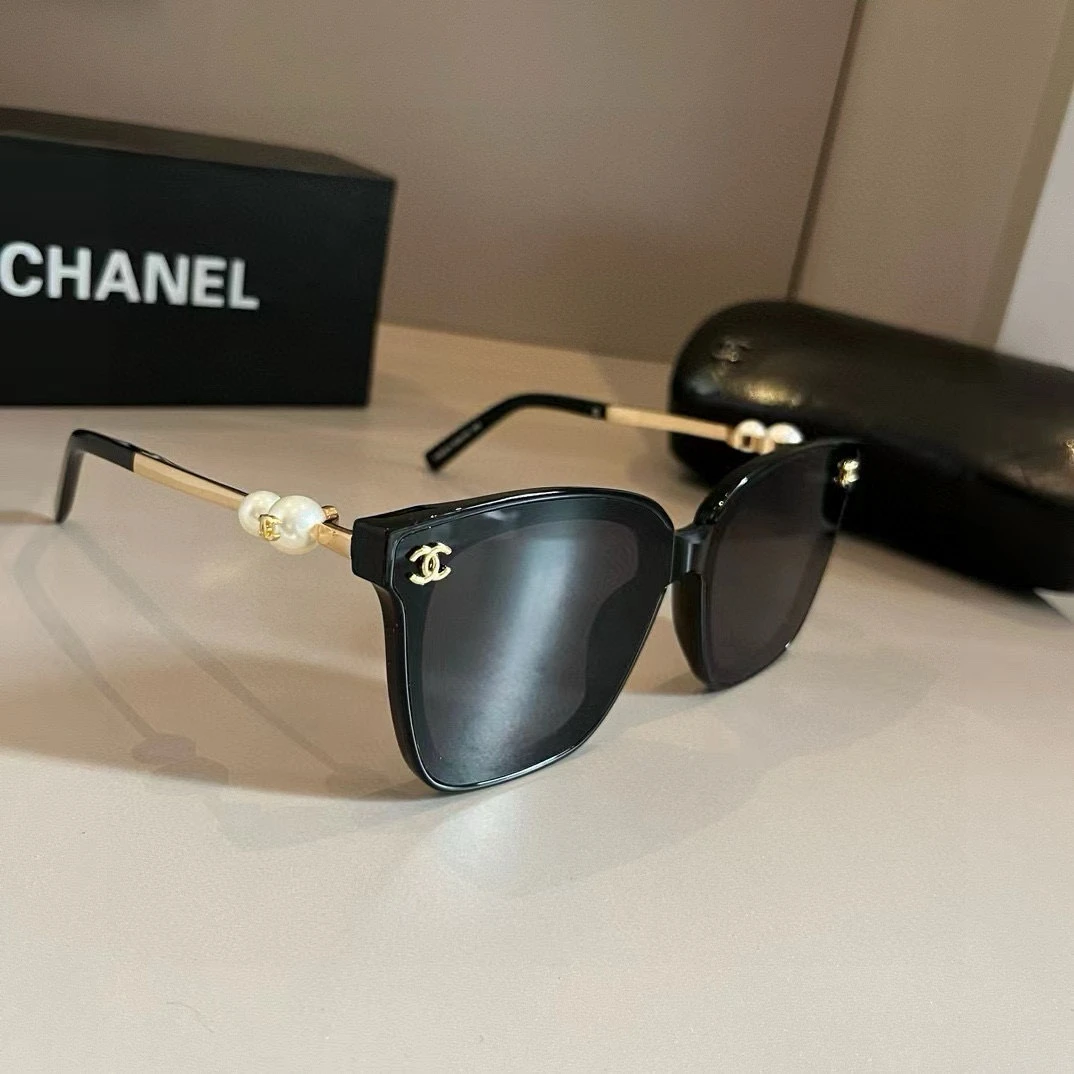 Chanel fashion sunglasses