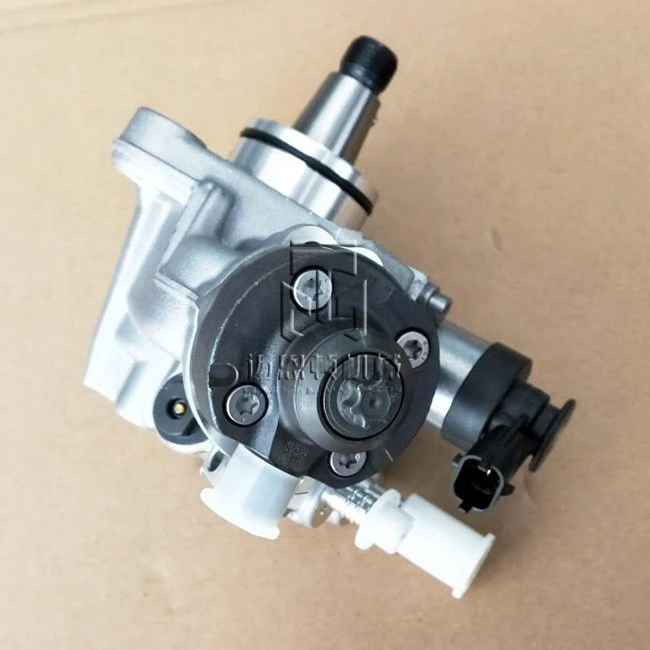 Fuel Pump 04132378 4132378 0413 2378 0445020528 For DEUTZ TD2.9 D2.9 ENGINE