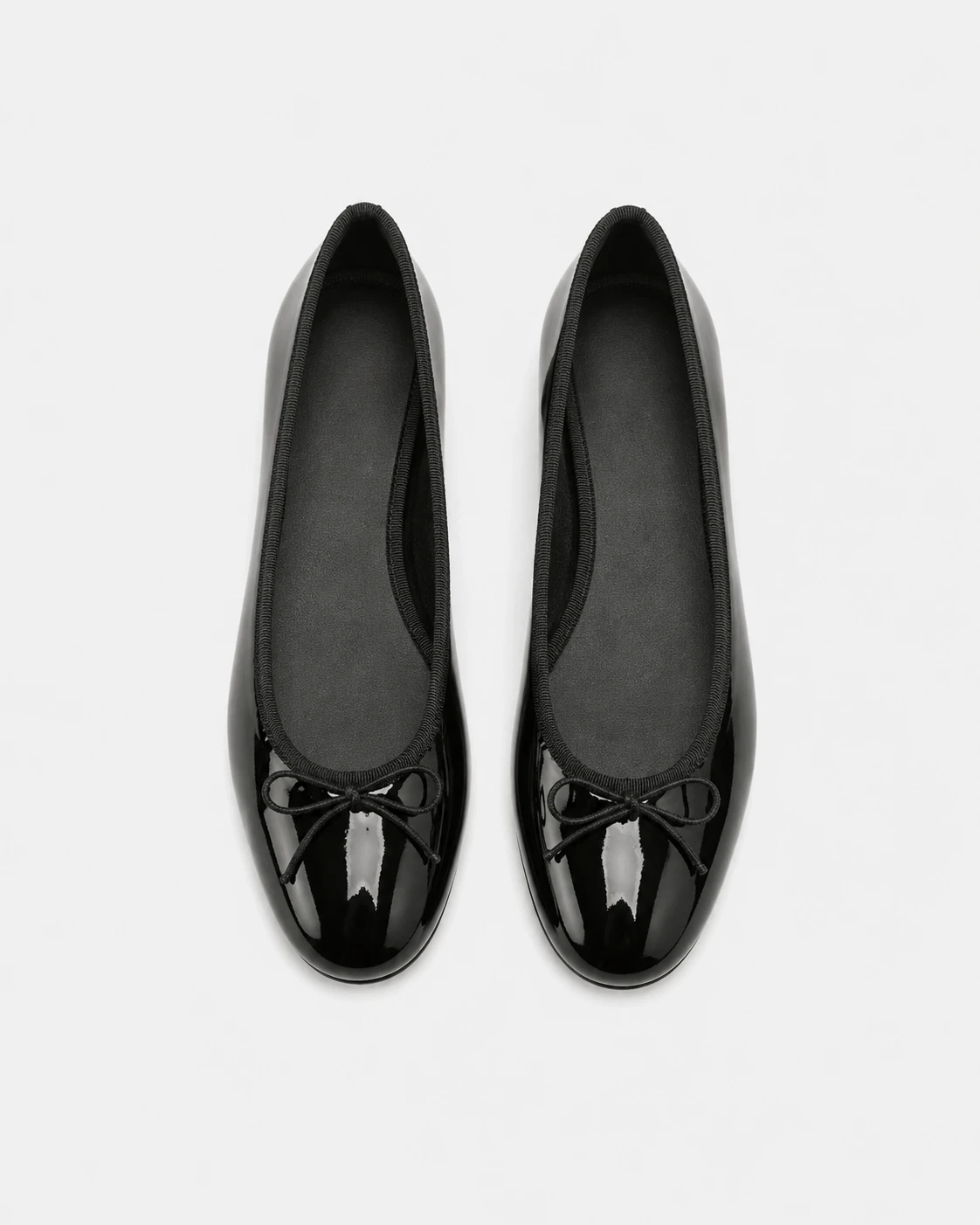 Women’s Glossy Black Round Toe Ballet Pumps