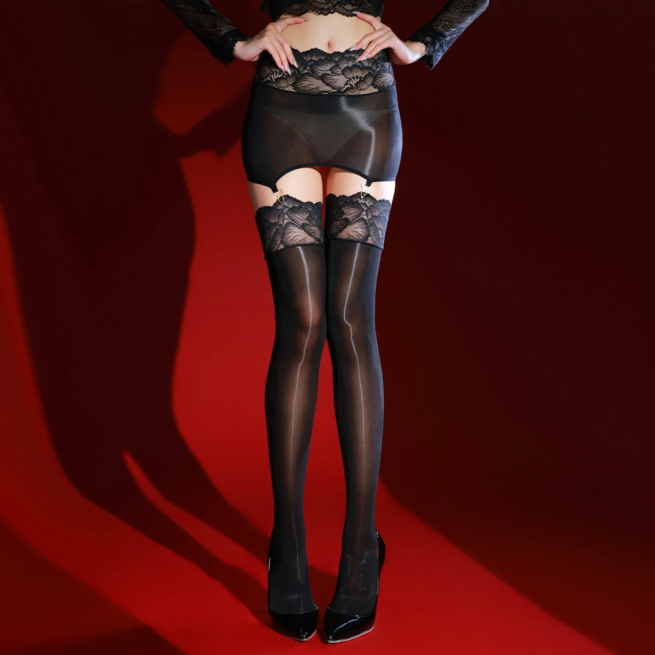 TTYPFS Sexy, innocent-yet-seductive high-waisted lace-detail over-the-knee style tights (designed to pair with hip-hugging skirts).
