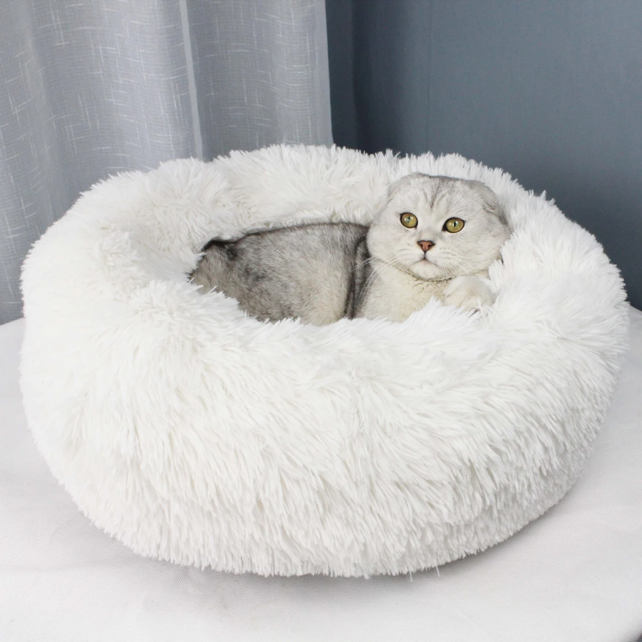 Autumn and winter thickened plush round pet nest mat deep sleep cat kennel dog kennel small and medium-sized dogs