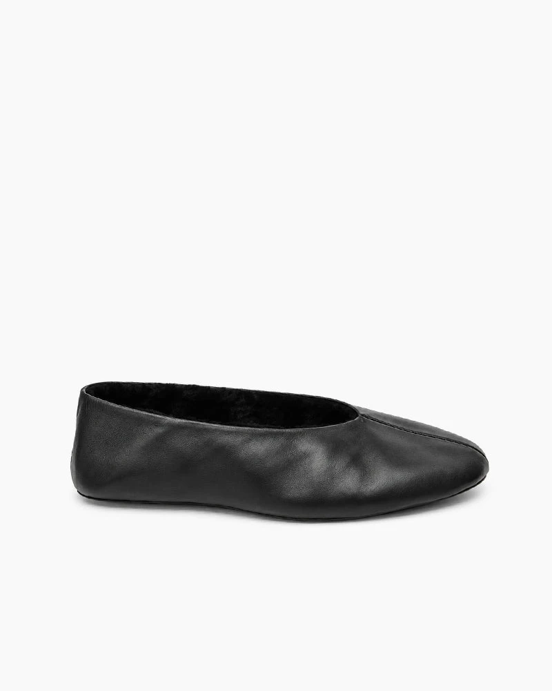 Cozy Indoor Faux Fur Lined Minimal Leather Slippers